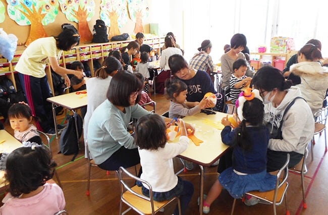 子育てにこにこ広場